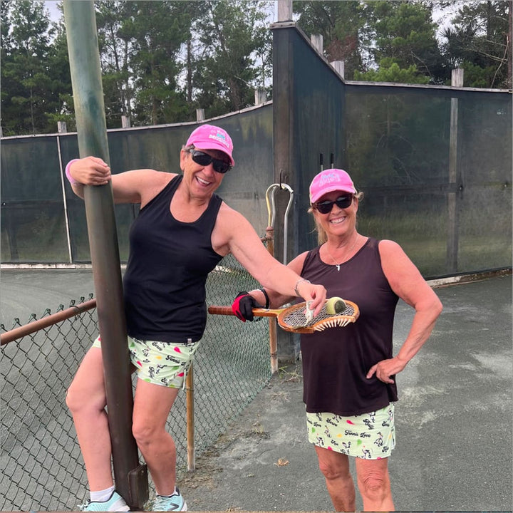 SOFY PLAYS TENNIS - Fashion Skort